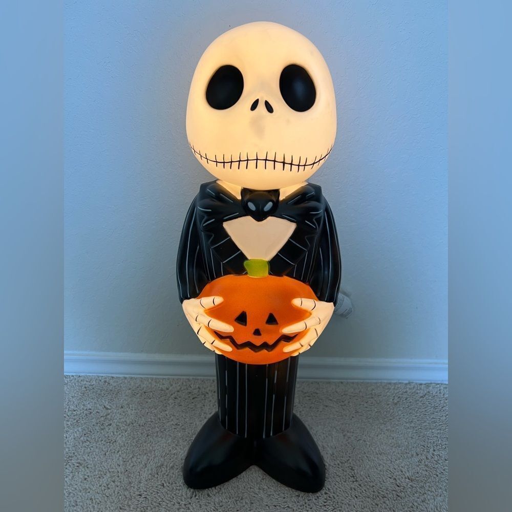 Disney Gemmy Lighted Blow Mold Jack Skellington 24" Outdoor Decor
